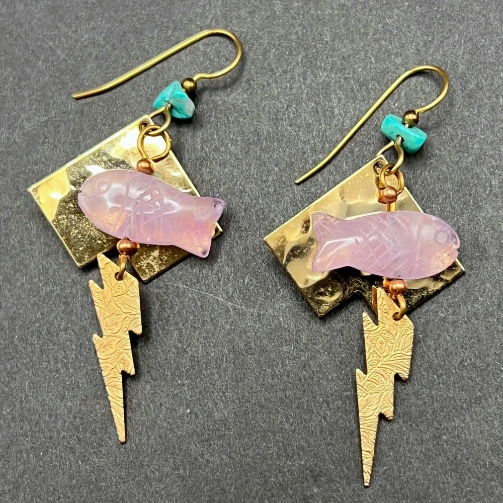 Artisan Fish Earrings Gold Tone‎ Rose Quartz Textured Boho